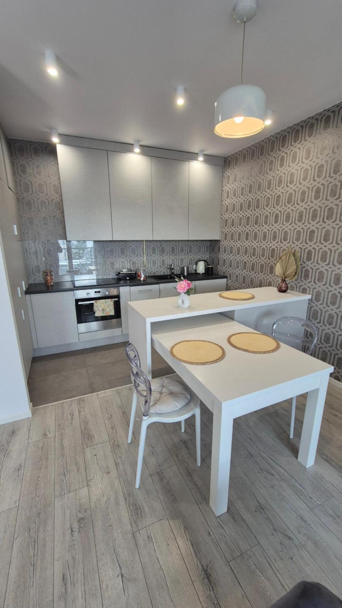 Boznicza Old Town Lux Apartment, Self Check-In 24H, Free Parking พอซนาน ภายนอก รูปภาพ